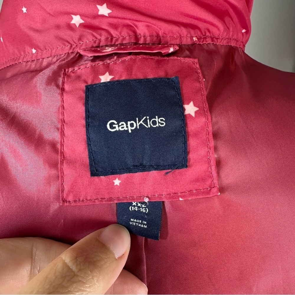 GapKids Red Star Print Puffer Vest XXL (14-16) Warm Winter Layer - Picture 8 of 12